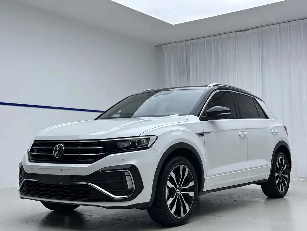 Volkswagen T-Roc 2023 — фото 1
