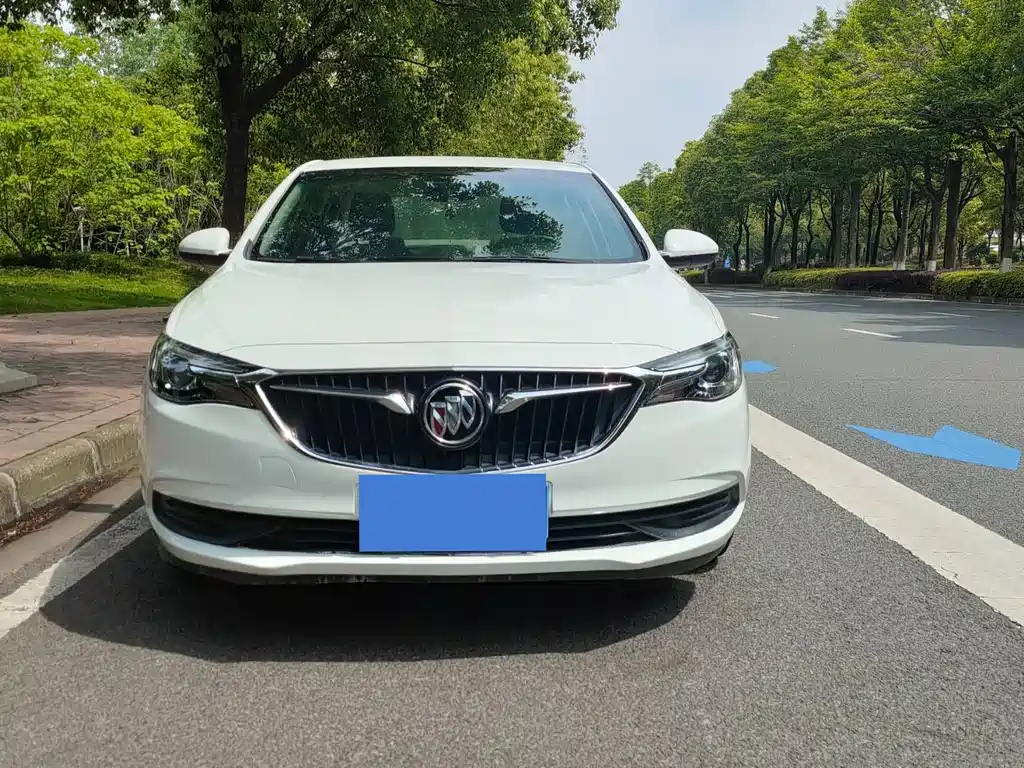 Buick Excelle 2019 — фото 2