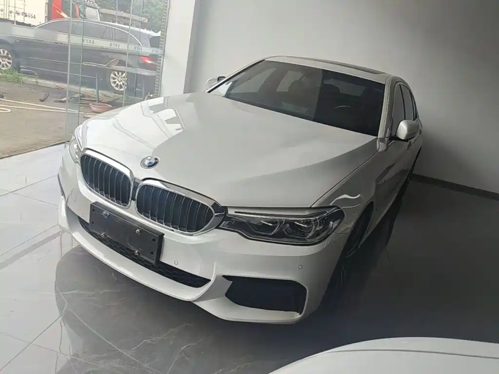 BMW 5 Series 2020