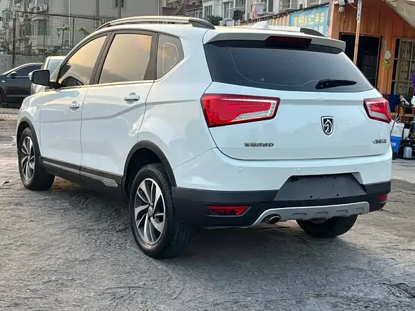Baojun 560 2015