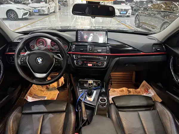 BMW 3 Series 2012