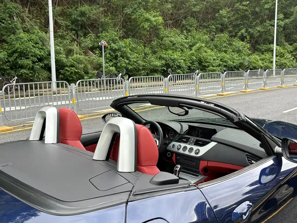 BMW Z4 2015 — фото 8