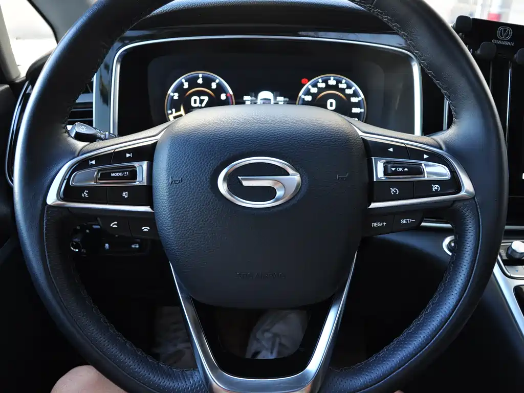 GAC Motor Trumpchi M8 2022 — фото 17