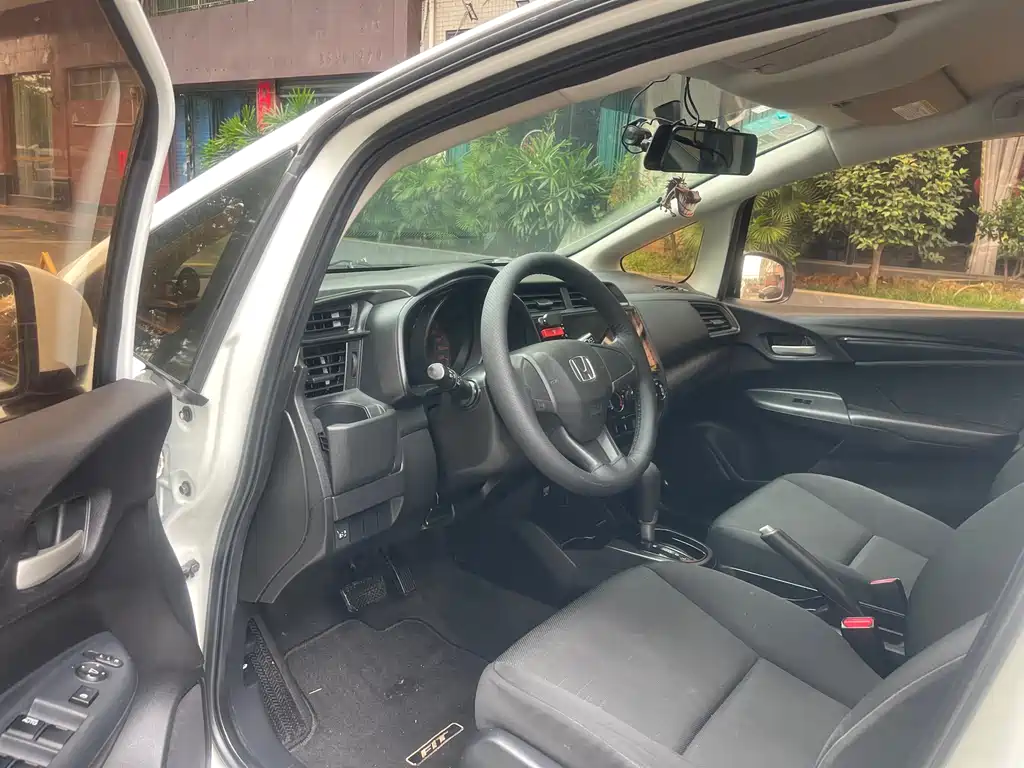 Honda Fit 2015