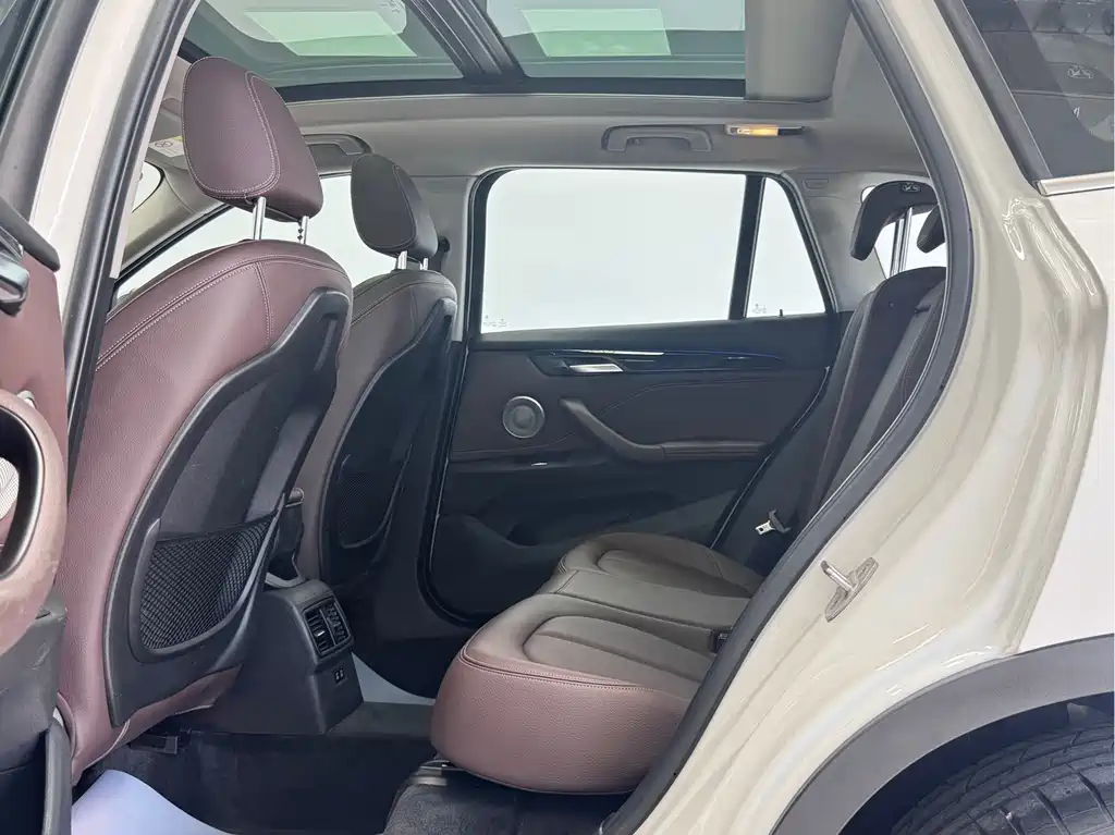 BMW X1 2022 — фото 10