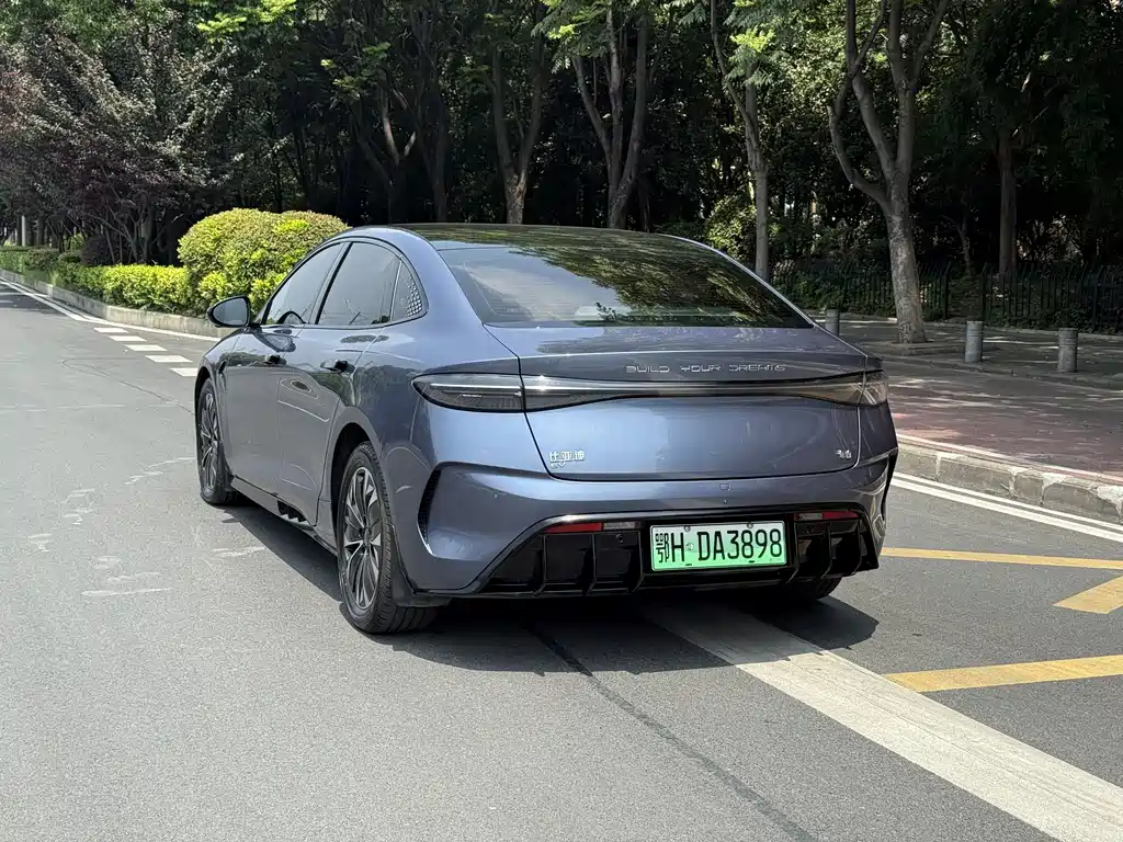 BYD Seal 2022 — фото 10