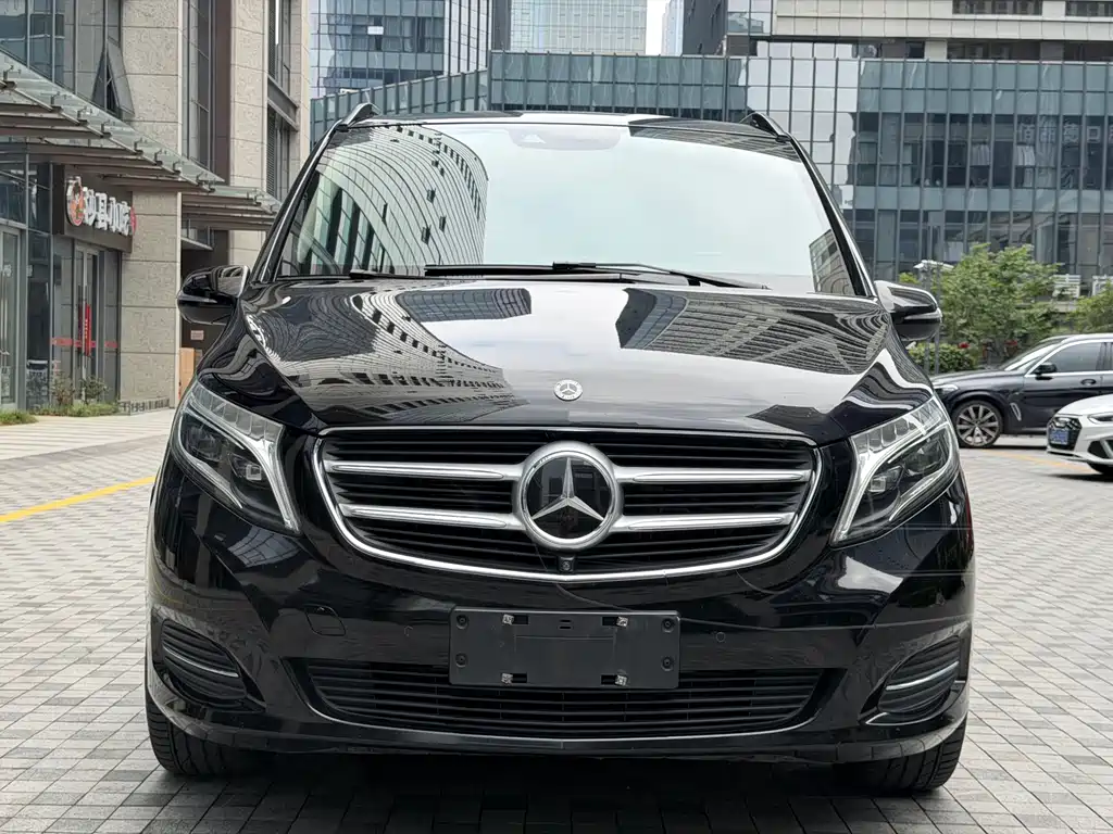 Mercedes-Benz V-Class 2020 — фото 2