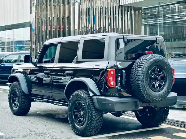 Ford Bronco 2025