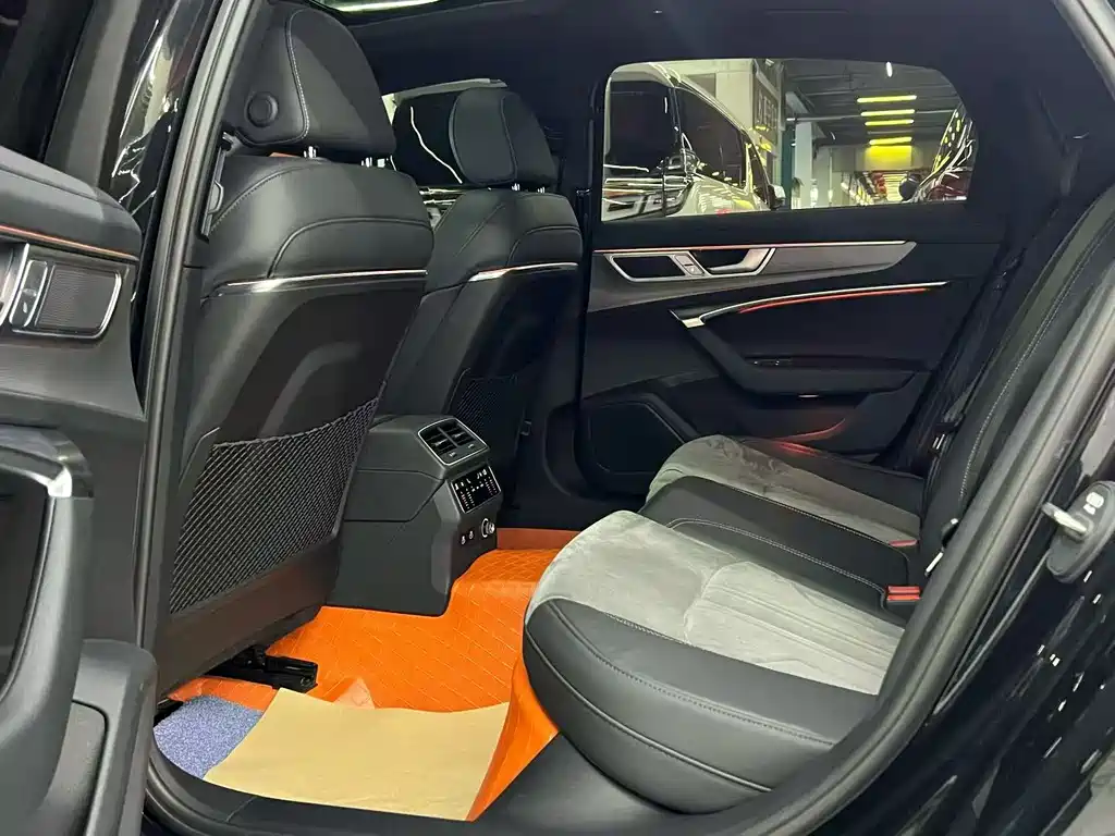 Audi A6L 2024