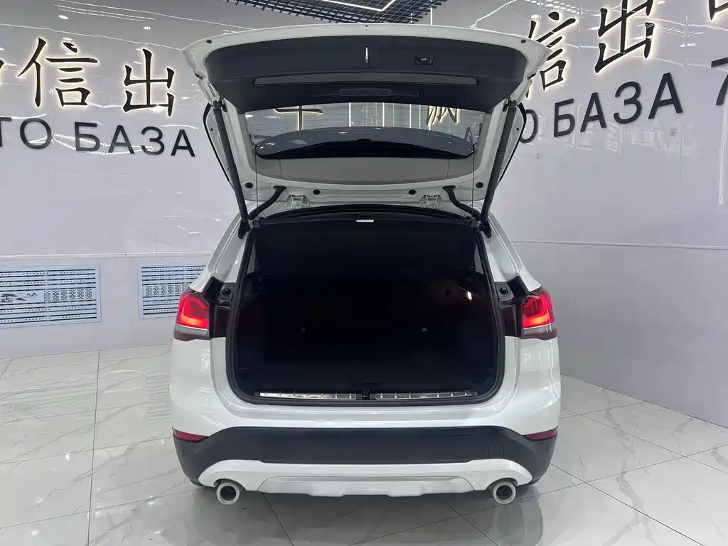 BMW X1 2022 — фото 17