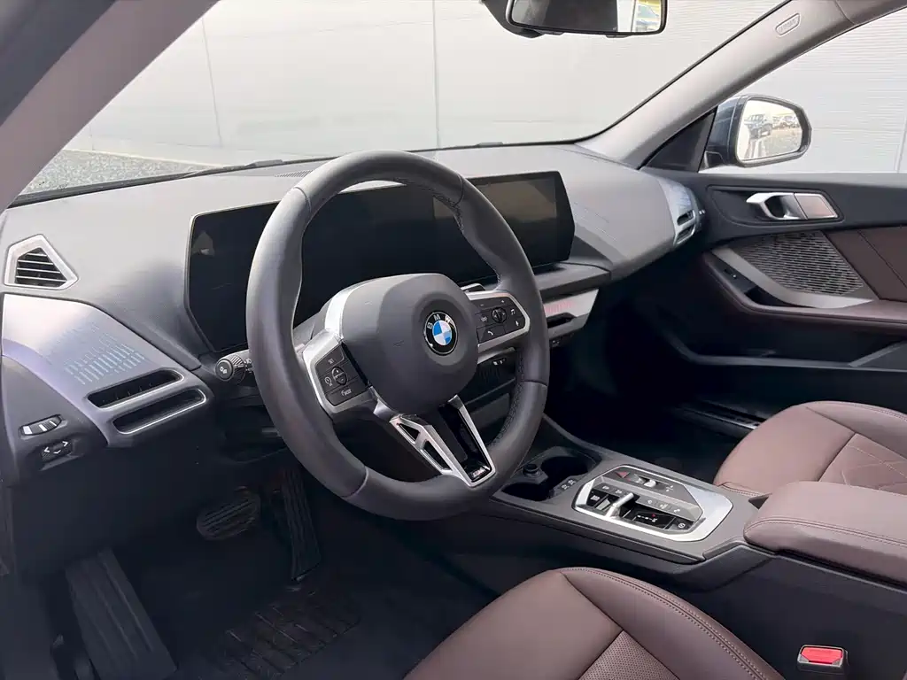 BMW 2 Series 2025 — фото 9