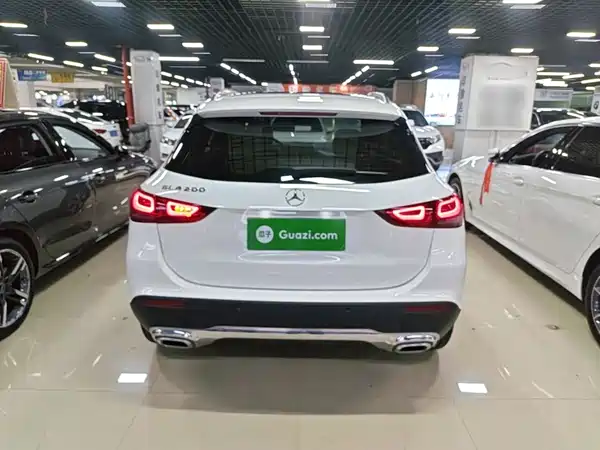 Mercedes-Benz GLA 2021