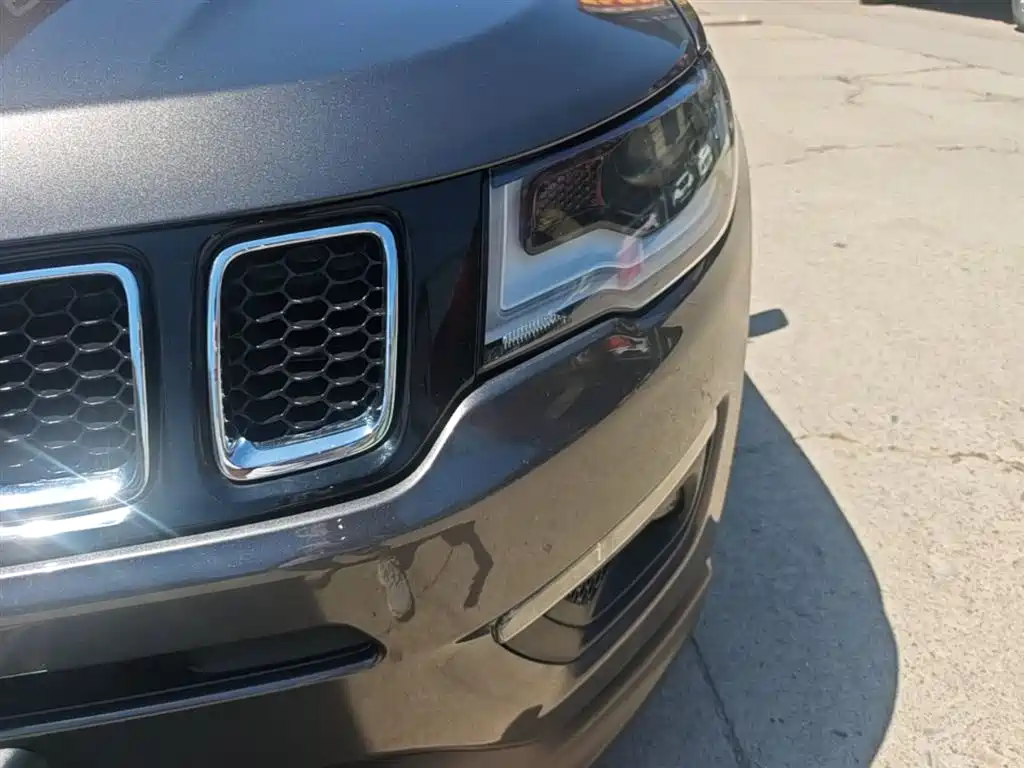 Jeep Compass 2019 — фото 24
