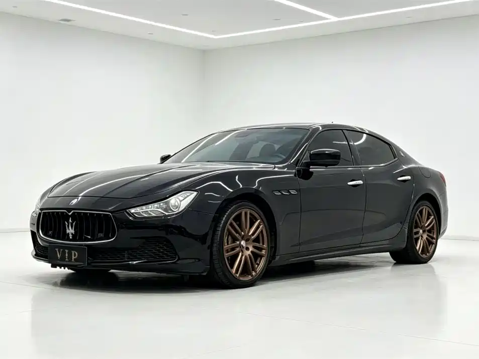 Maserati Ghibli 2015 — фото 1