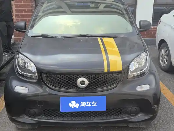 smart fortwo 2018