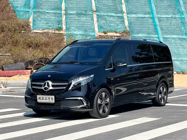 Mercedes-Benz V-Class 2022