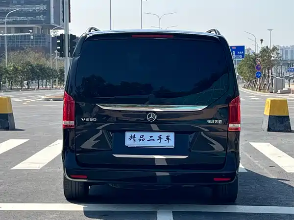 Mercedes-Benz V-Class 2022