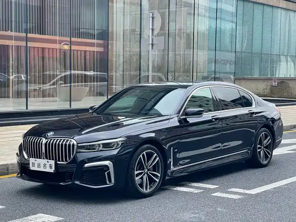 BMW 7 Series 2021