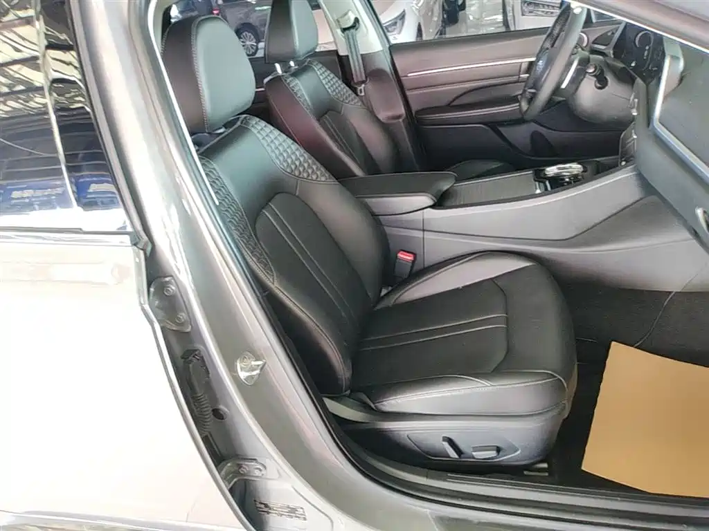 Hyundai Sonata 2022 — фото 25