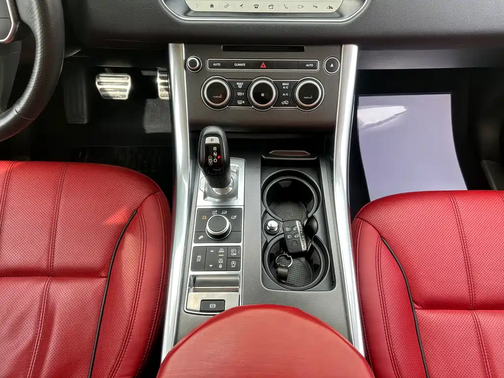 Land Rover Sport 2018 — фото 11