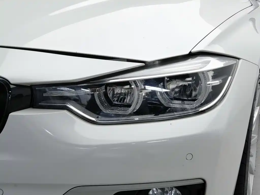 BMW 3 Series 2018