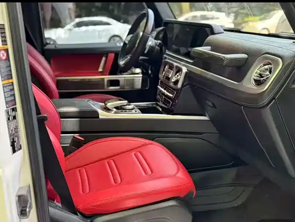 Mercedes-Benz G-Class 2023