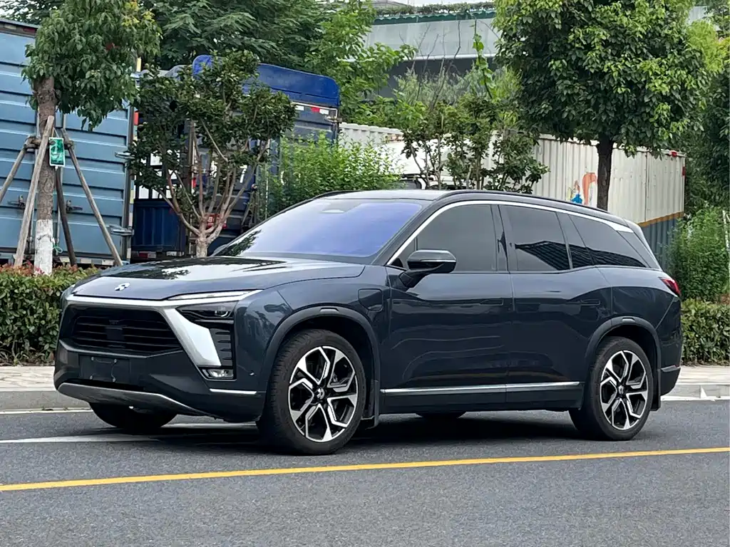 NIO ES8 2020