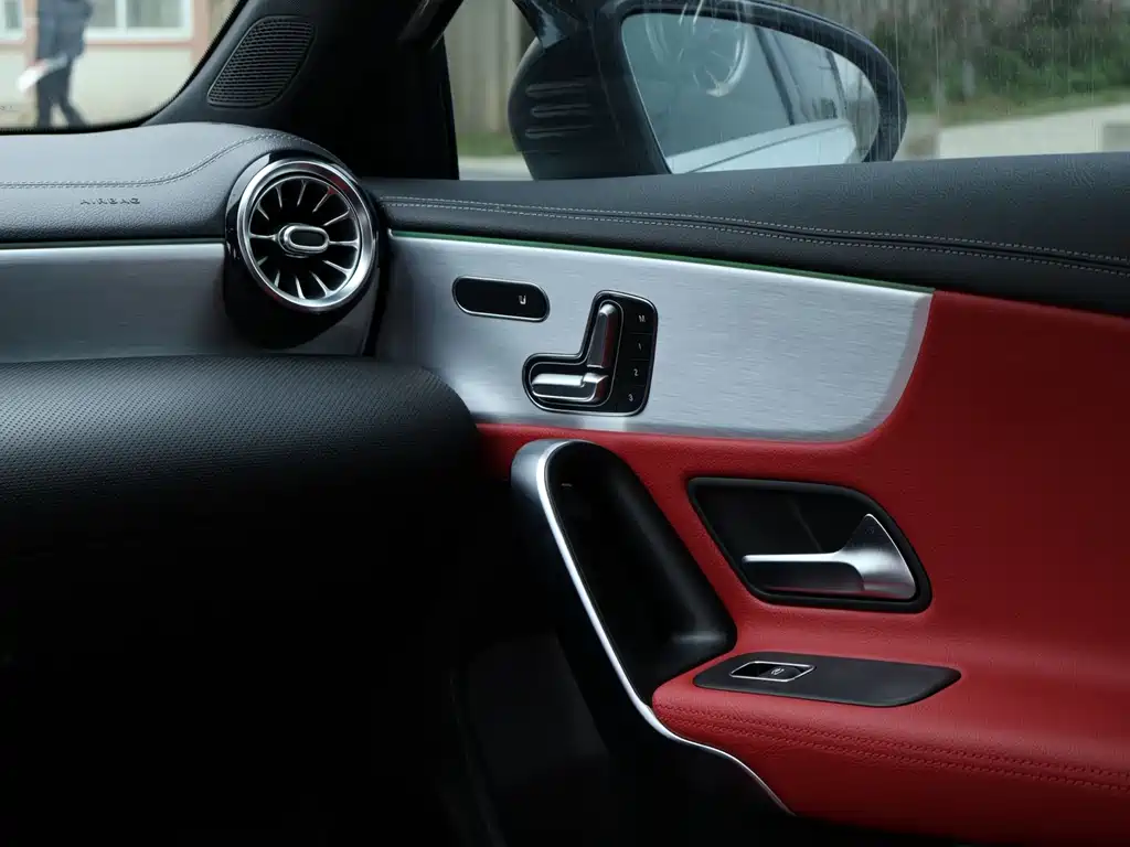 Mercedes-Benz A-Class AMG 2021 — фото 17