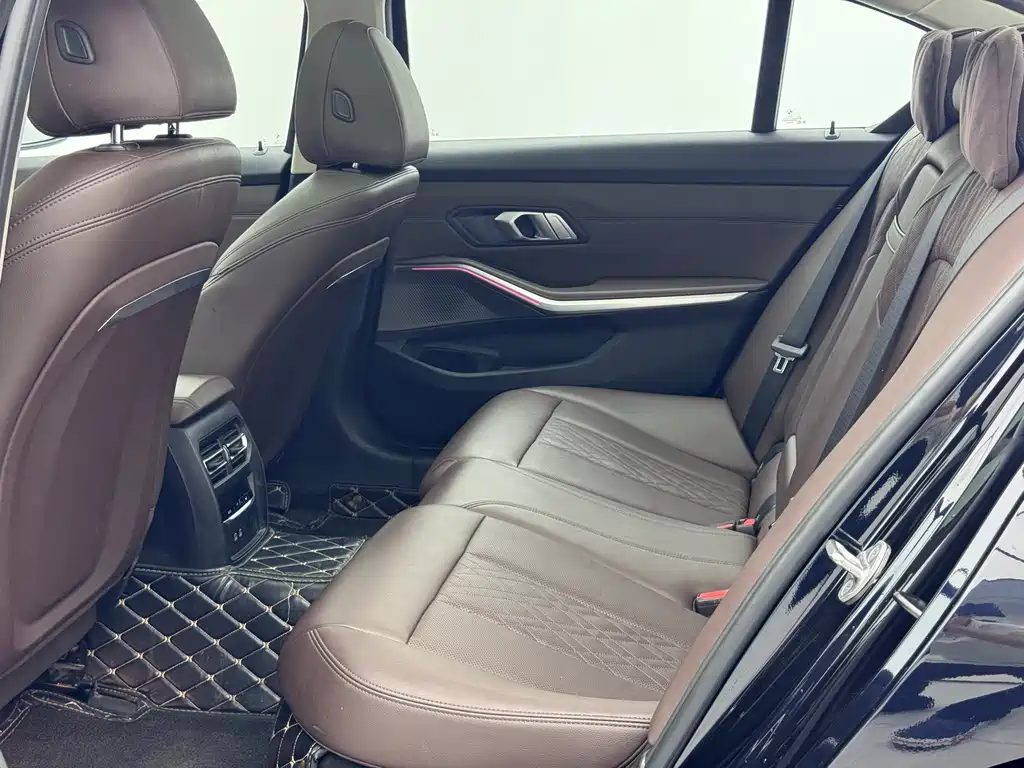 BMW i3 2023