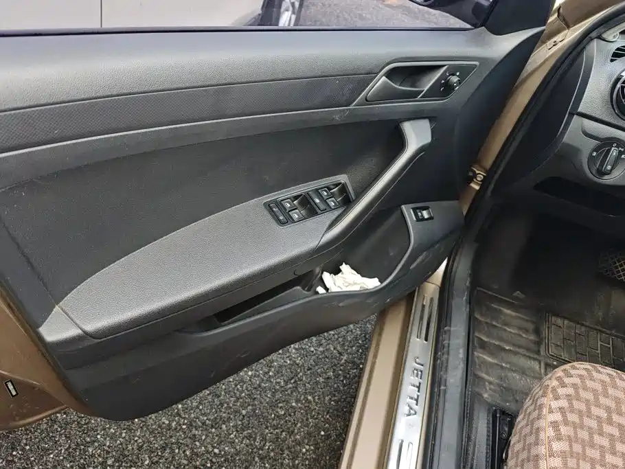 Volkswagen Jetta 2018