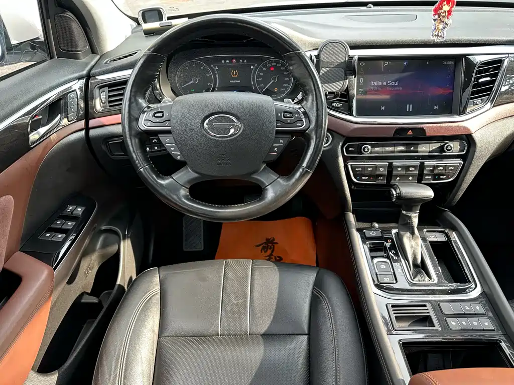 GAC Motor Trumpchi GS8 2019 — фото 15