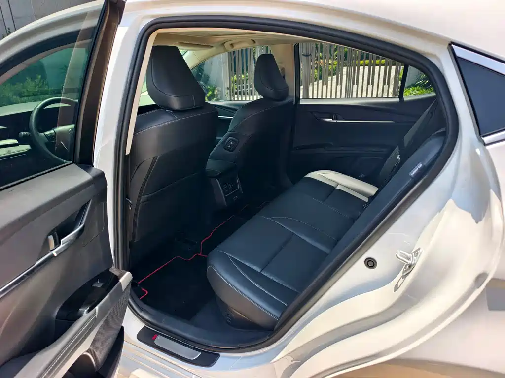 Toyota Camry 2026