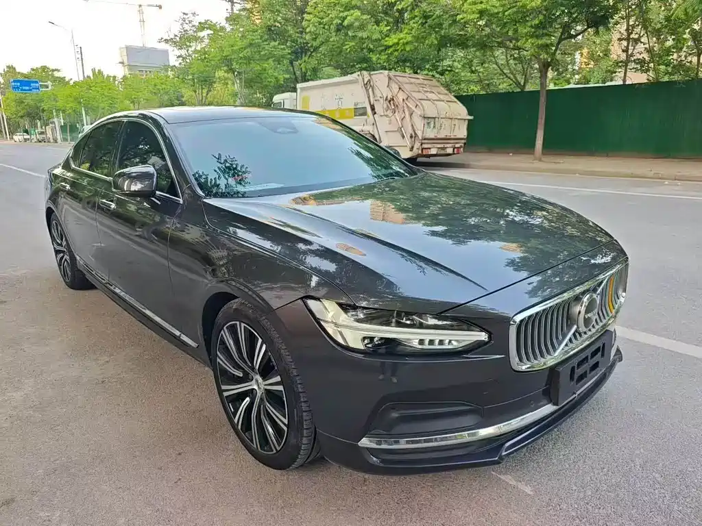 Volvo S90 2023 — фото 1
