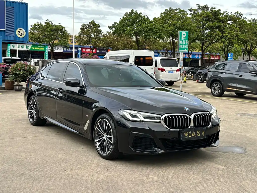 BMW 5 Series 2023