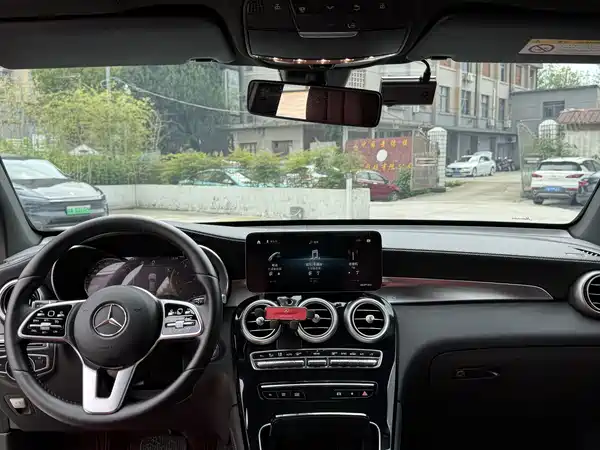 Mercedes-Benz GLC 2021