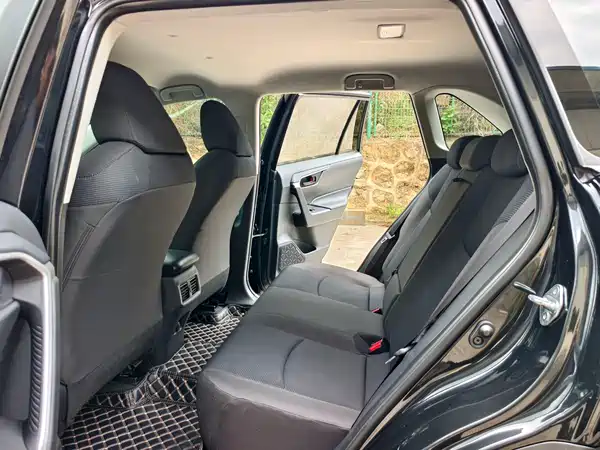 Toyota RAV4 2024