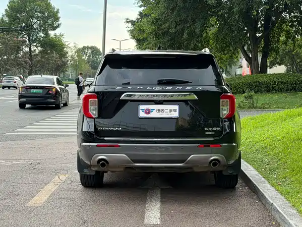 Ford Explorer 2022