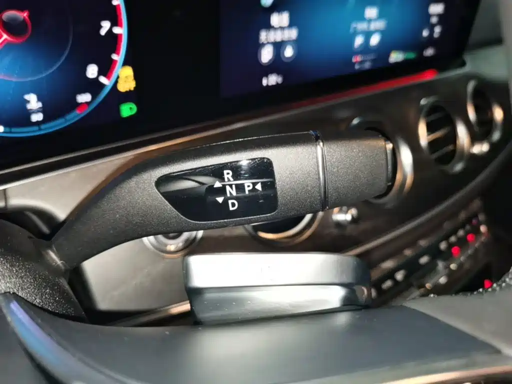 Mercedes-Benz E-Class 2023 — фото 14