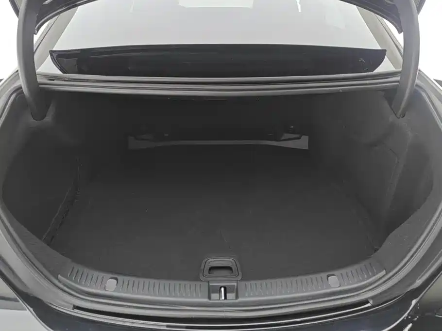 Mercedes-Benz E-Class 2021 — фото 4