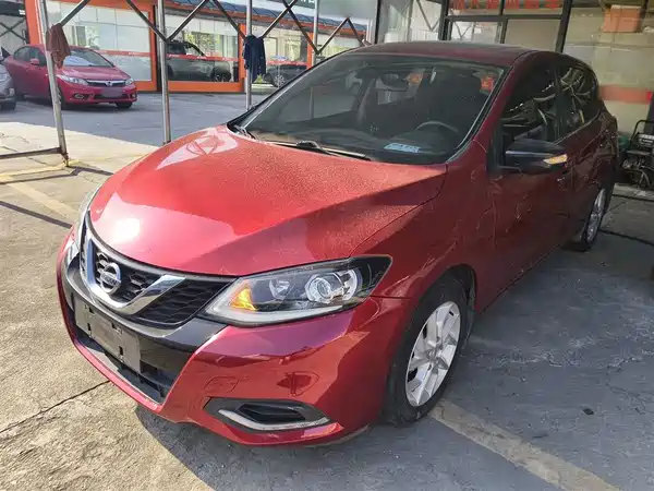 Nissan Tiida 2022
