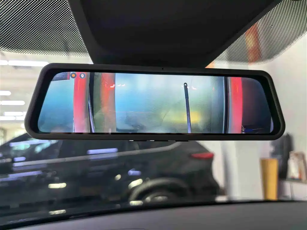 Volkswagen Tiguan L 2023 — фото 19