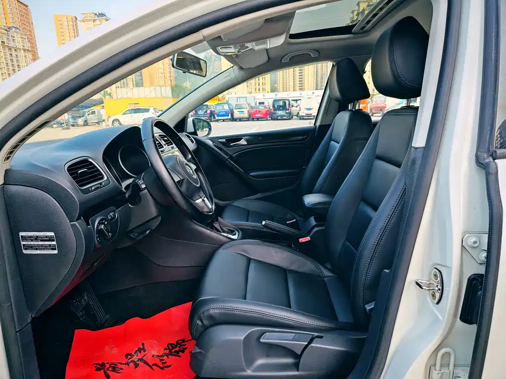 Volkswagen Golf 2014