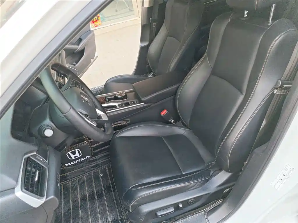 Honda Accord 2022 — фото 17