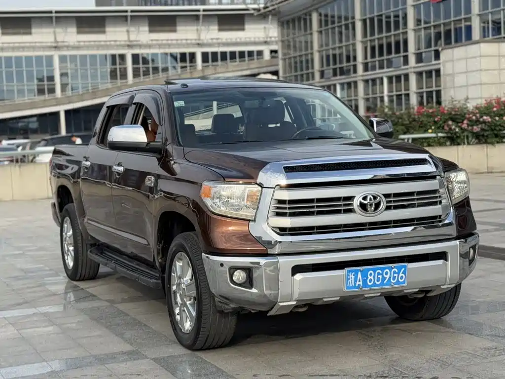 Toyota Tundra 2014 — фото 10