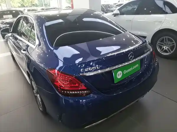 Mercedes-Benz C-Class 2019