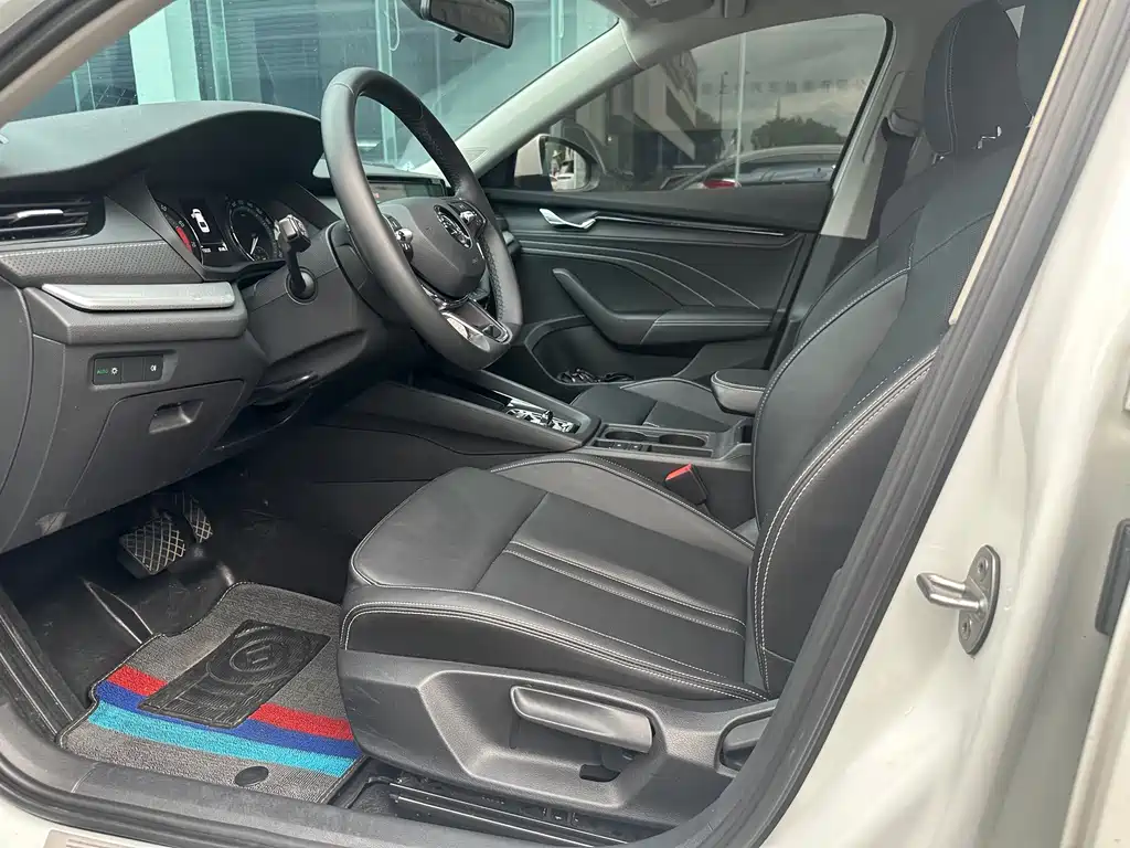 Skoda Octavia 2023