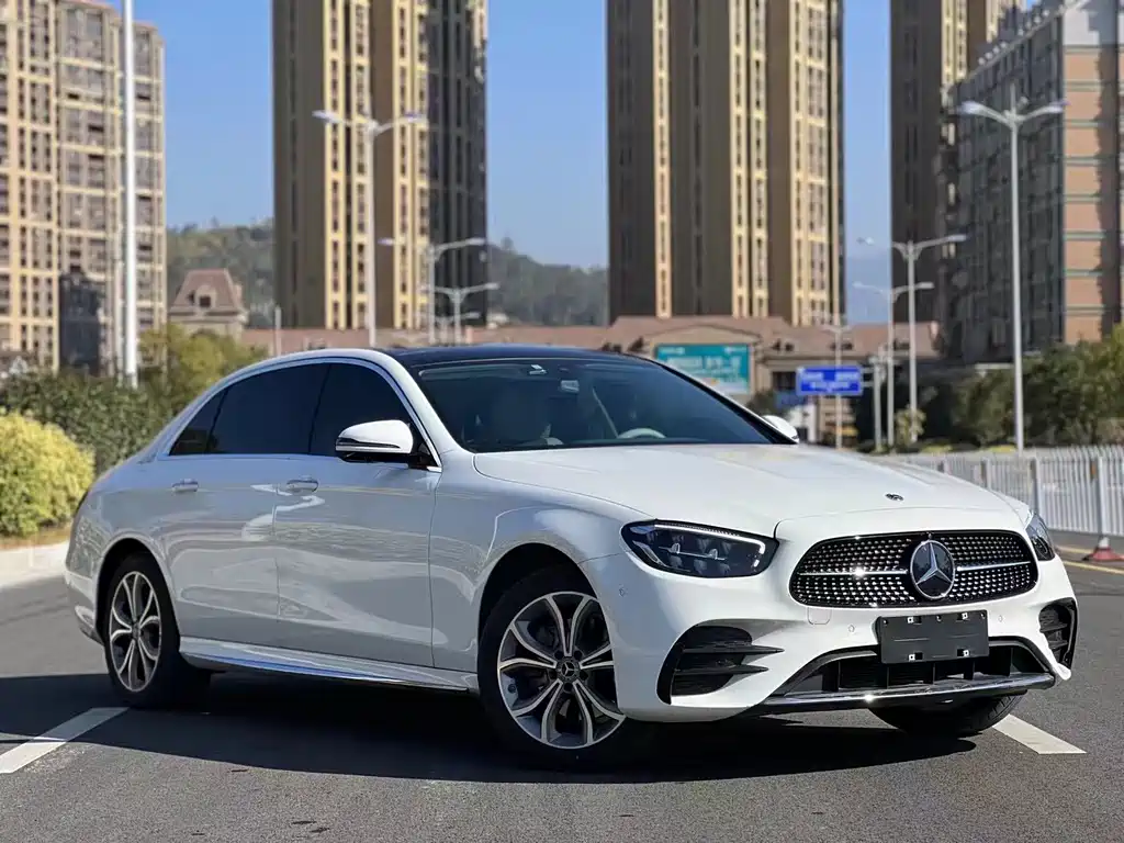 Mercedes-Benz E-Class 2023
