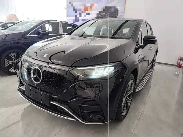 Mercedes-Benz EQE SUV 2024