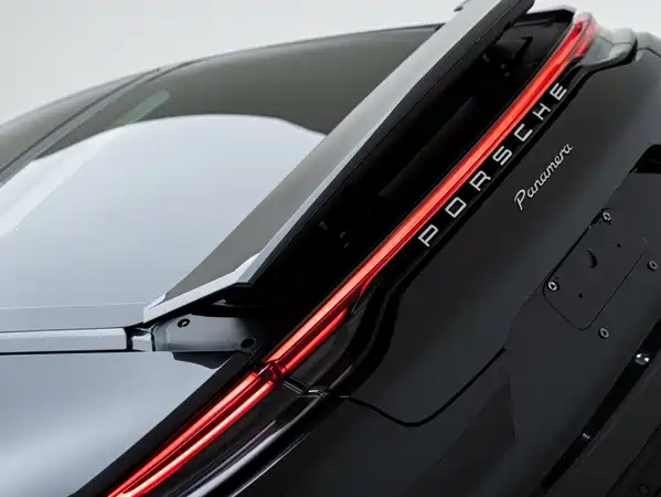 Porsche Panamera 2022