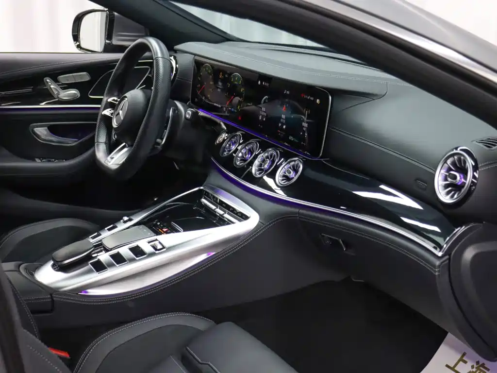 Mercedes-Benz AMG GT 2024 — фото 18